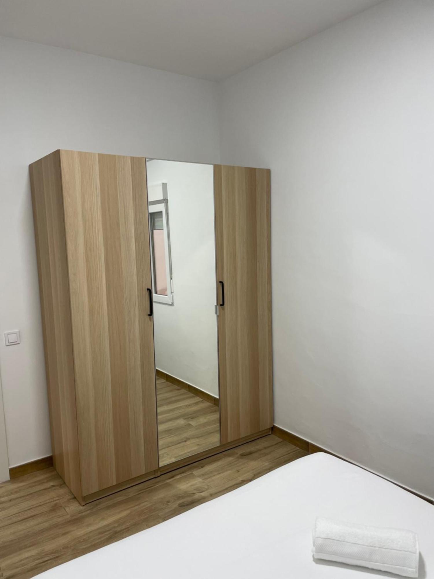 Apartamentos Tarradellas Sants Estacio Βαρκελώνη Εξωτερικό φωτογραφία