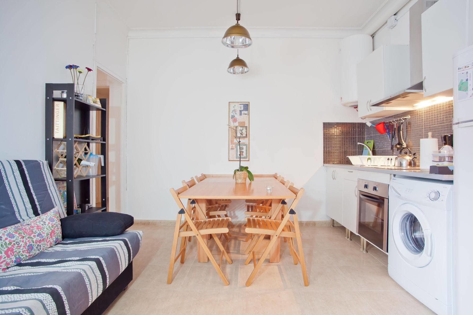 Apartamentos Tarradellas Sants Estacio Βαρκελώνη Εξωτερικό φωτογραφία