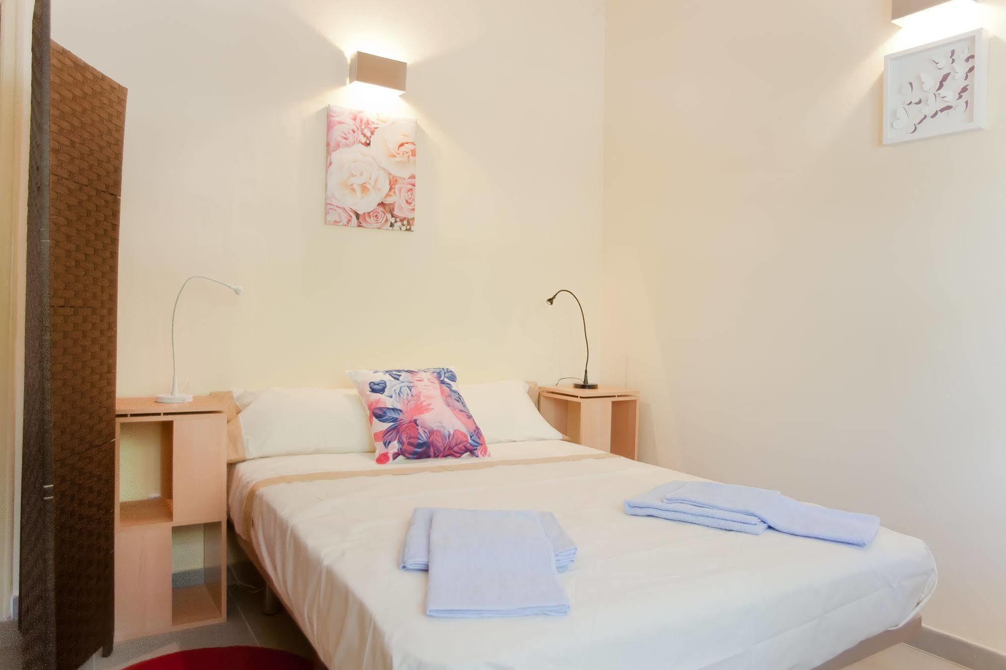 Apartamentos Tarradellas Sants Estacio Βαρκελώνη Εξωτερικό φωτογραφία